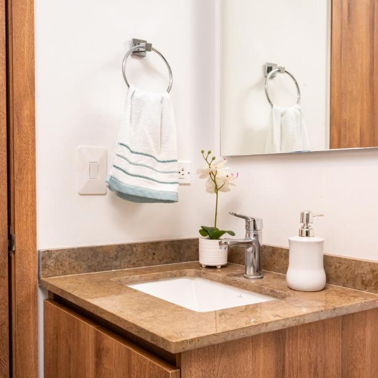 Apartamento de lujo cerca al mar - Apartamento de 2 dormitorios - 34