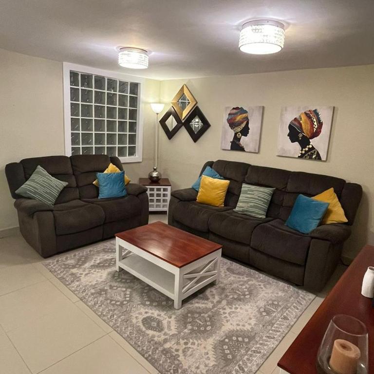 Departamento céntrico en Huaraz - Three-Bedroom Apartment - 3