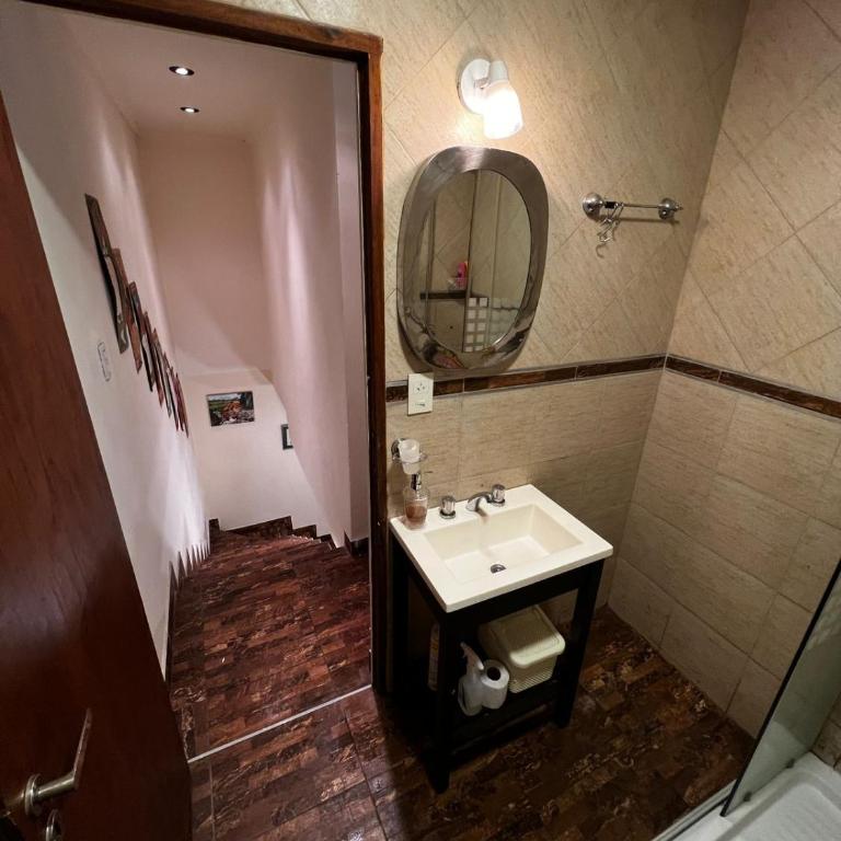 Dúplex cómodo 5 min del Centro - One-Bedroom Apartment - 16