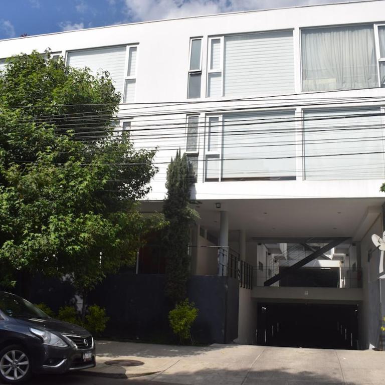 Escápate a un dúplex exclusivo con vino y terraza - Apartamento de 3 dormitorios - 35