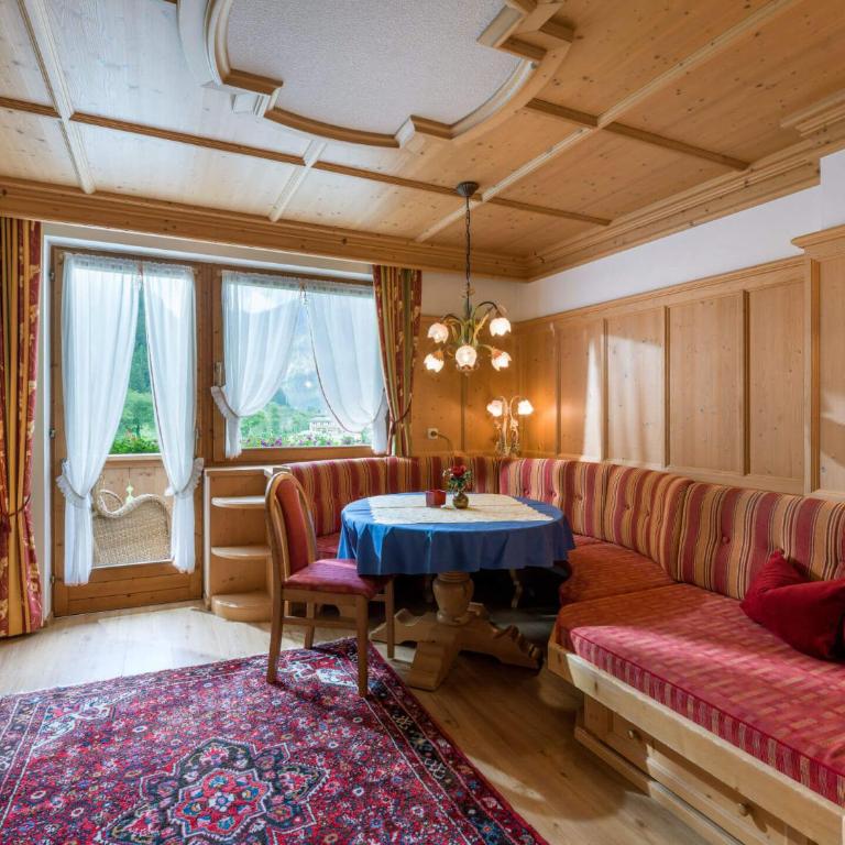 Ferienhof Oblasser - Apartment mit 3 Schlafzimmern - 2