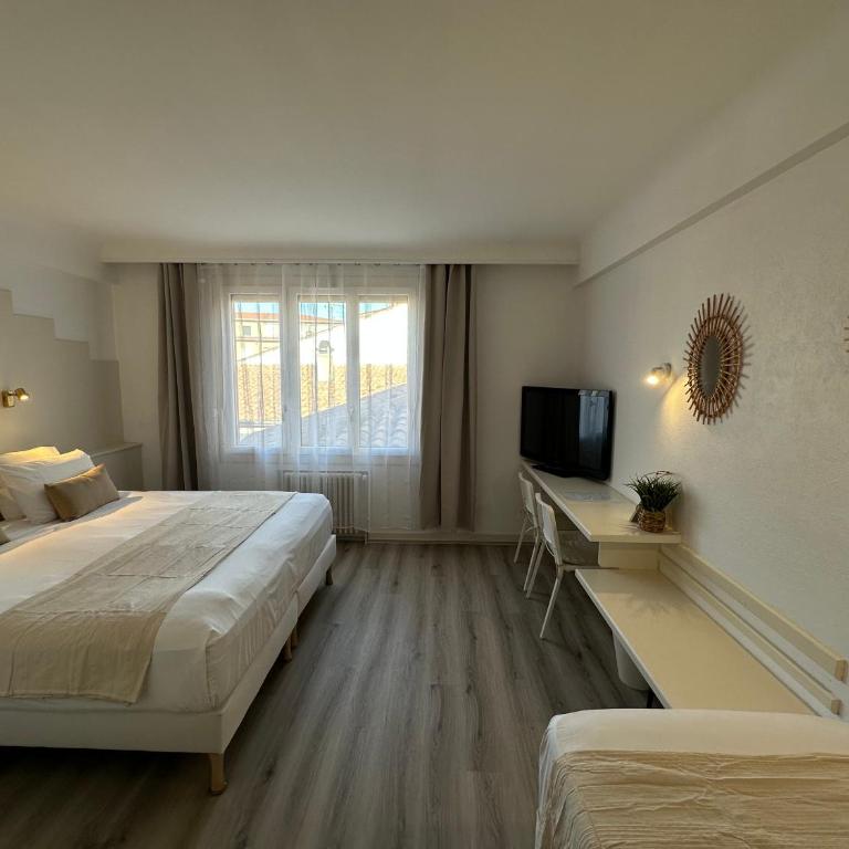 Hotel Chiffre - Chambre Triple Supérieure - 11