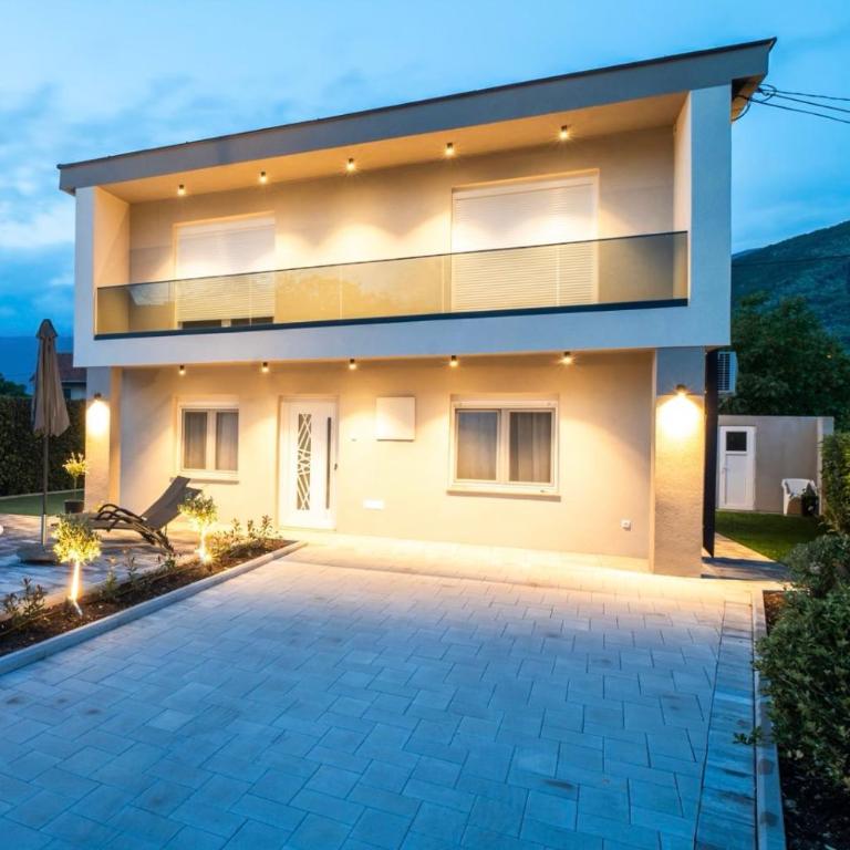 Villa KUKYS -Private Pool & Luxury Oasis - Two-Bedroom Villa - 9