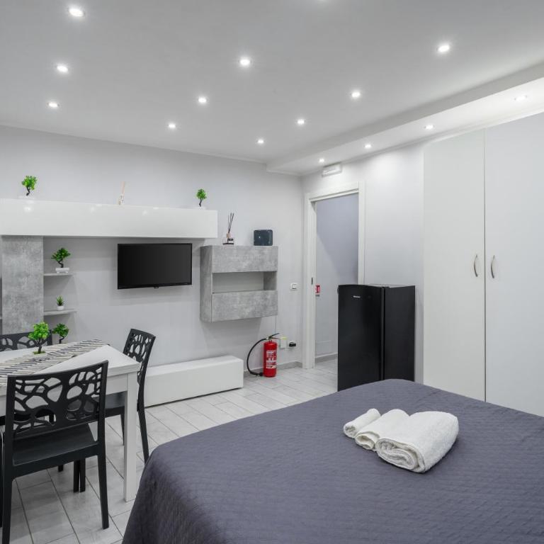 Smart’s House Deluxe Quartieri Spagnoli - Appartamento con 1 Camera da Letto - 8