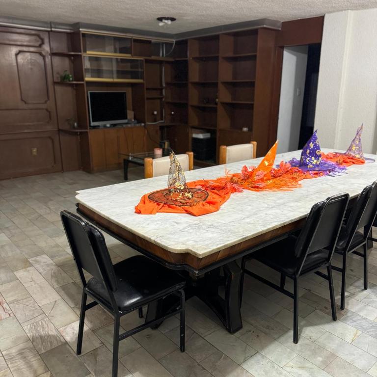 Pichu Home Alamos - Three-Bedroom Apartment - 19
