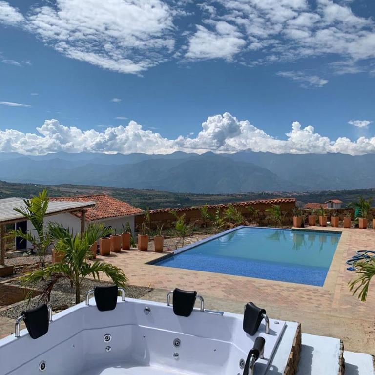 Refugio en Barichara con piscina, jardines y atardeceres únicos - Villa de 2 dormitorios - 27