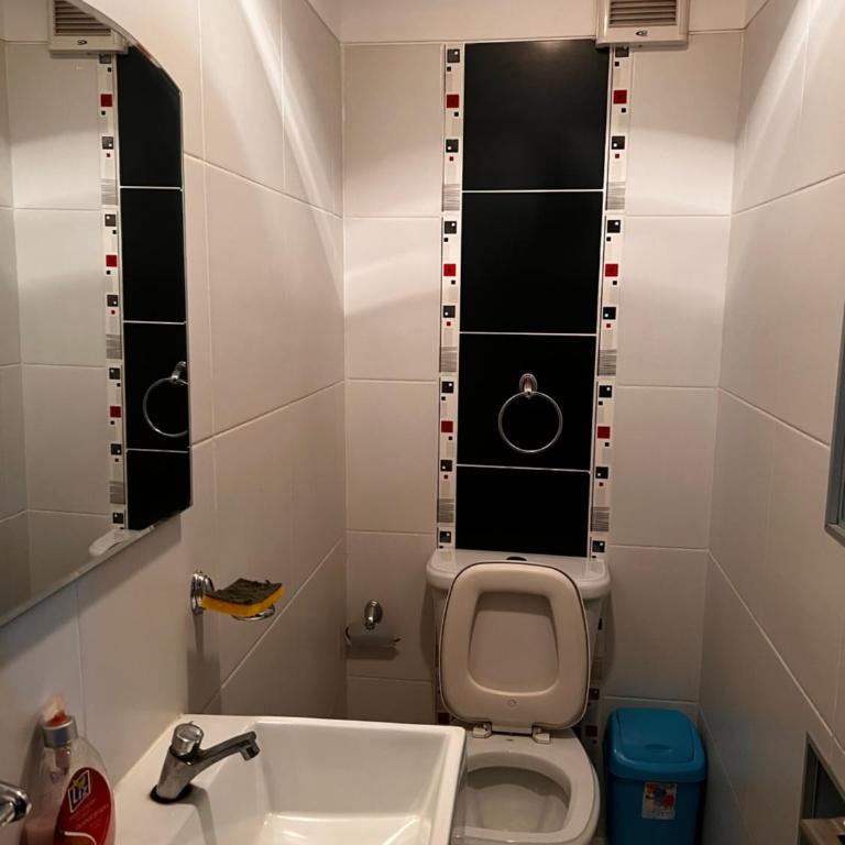 Depa amplió a 1 cuadra de la 4 de noviembre - Two-Bedroom Apartment with Balcony and Terrace - 14