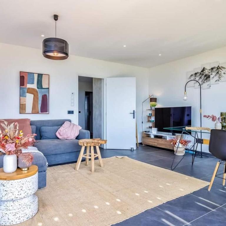 La Bergerie T2 with Lake and mountains view - Appartement - 7