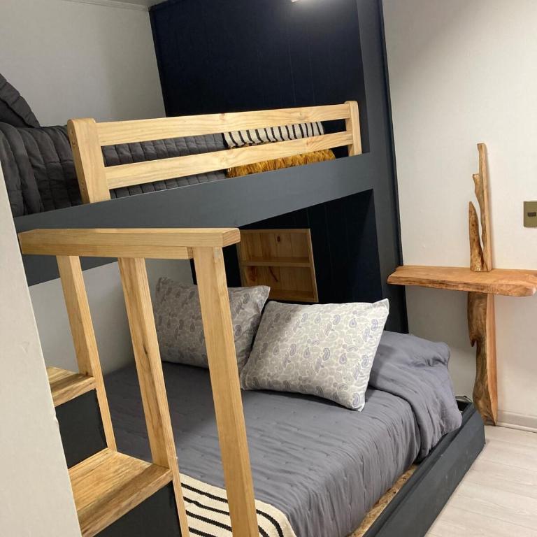 Hermoso departamento con vista al mar - Three-Bedroom Apartment - 2