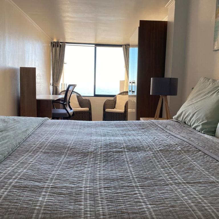 Hermoso departamento con vista al mar - Three-Bedroom Apartment - 23