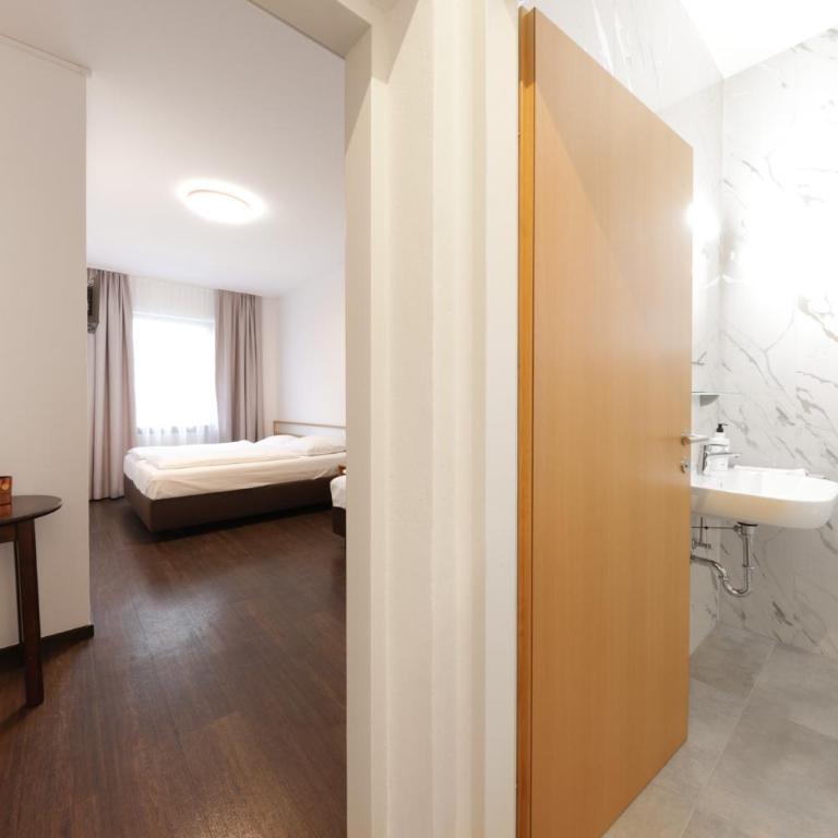 Garconete - Dreibettzimmer - 1