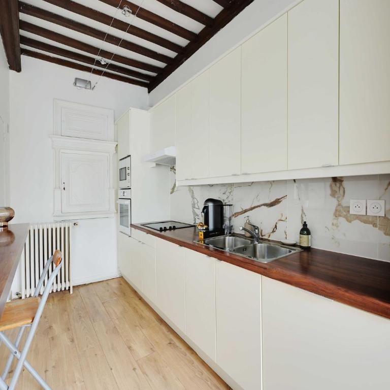 Beautiful apartment in the Marais - 3BDR 6P - PARIS - Appartement 3 Chambres - 7