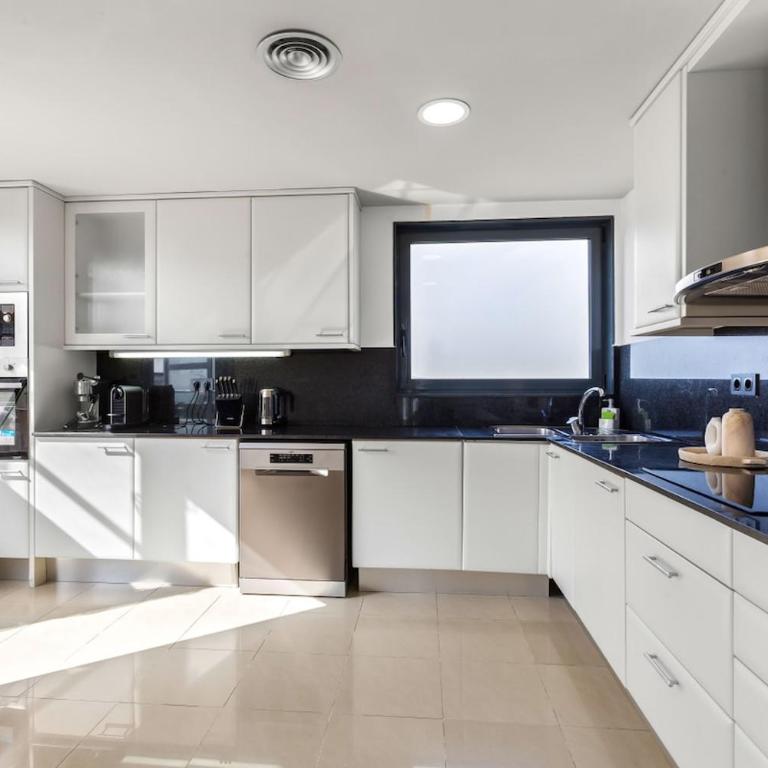 Penthouse Duplex with TOP Views! - Apartment - 11