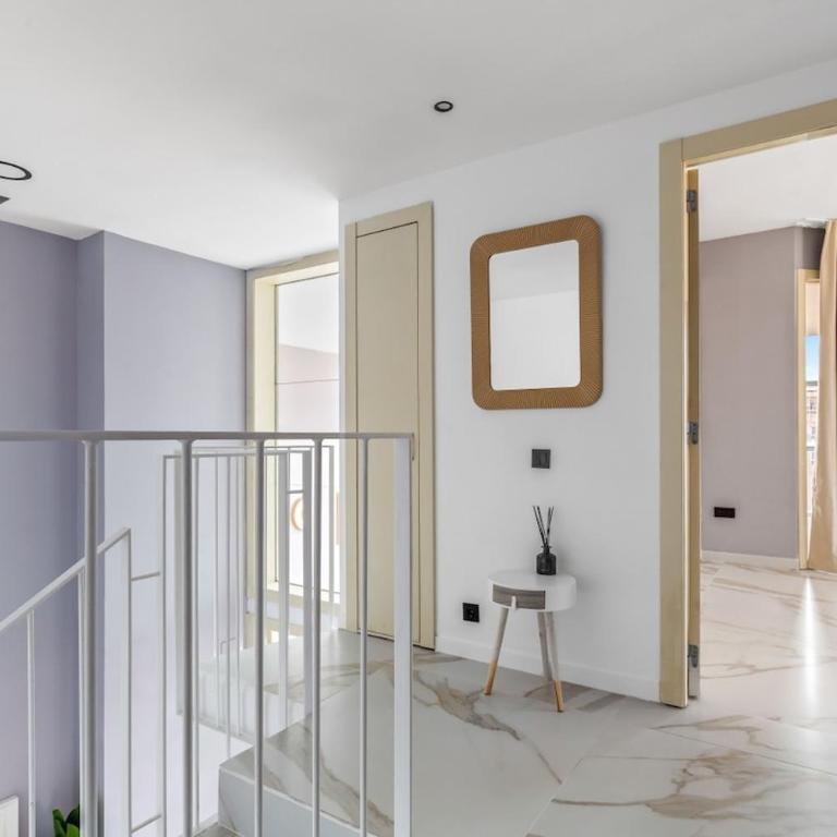 Penthouse Duplex with TOP Views! - Apartment - 26