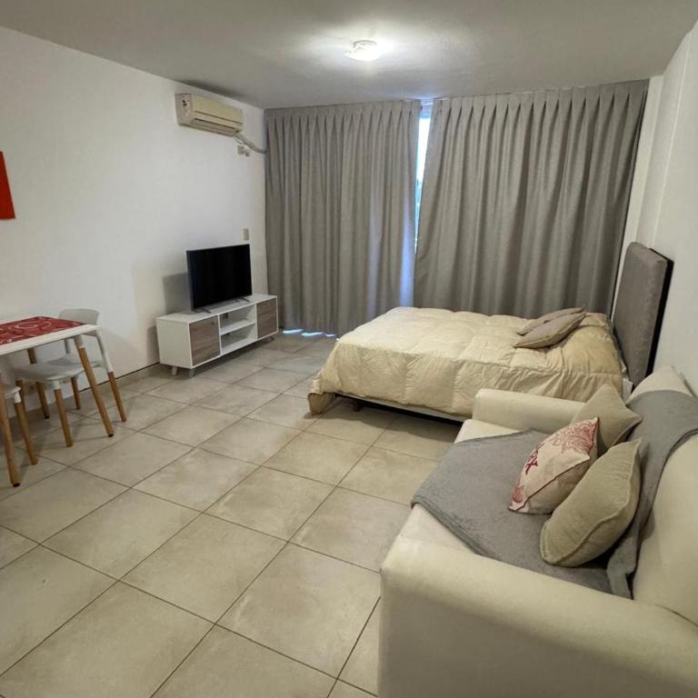 Felipe 1º - One-Bedroom Apartment - 2
