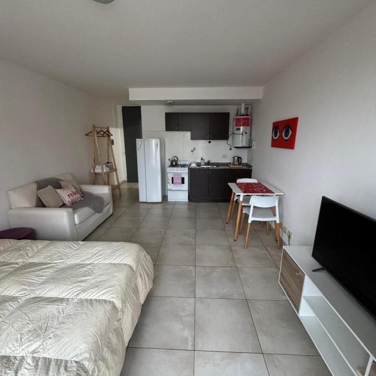 Felipe 1º - One-Bedroom Apartment - 7