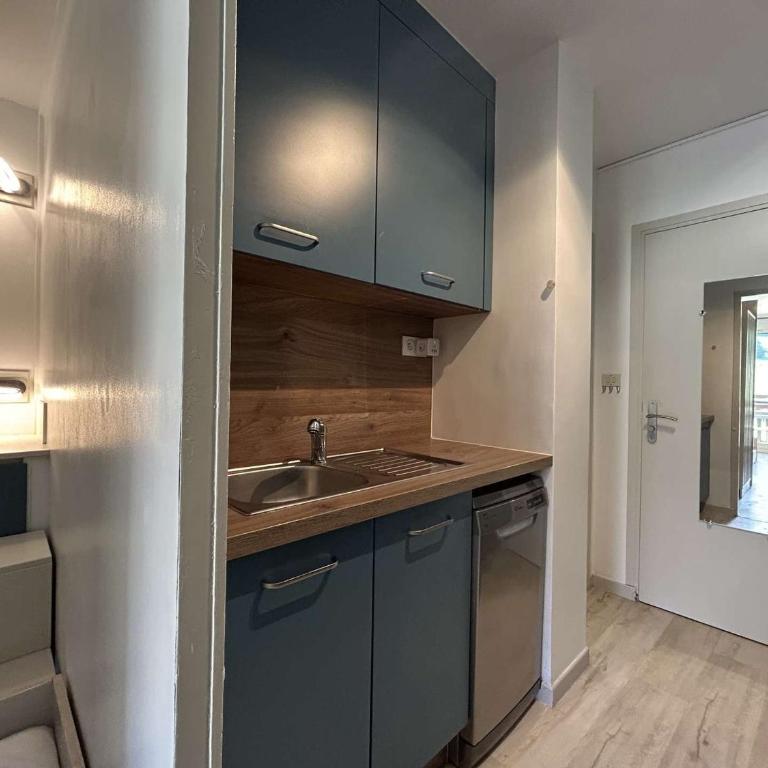 Studio pratique pour 4, proche remontées, parking - FR-1-525-295 - Apartment - 13