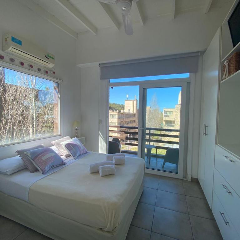 Depto 24 Punta Pampa - Apartamento de 2 dormitorios - 8