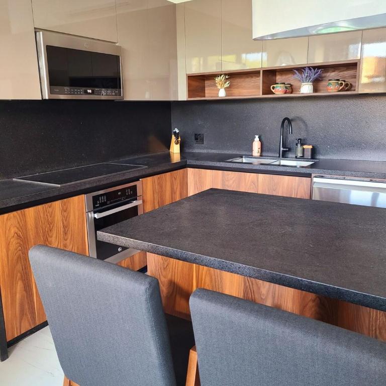 Madero 320 - Apartamento de 1 Dormitorio con balcón y vistas a la ciudad - 22