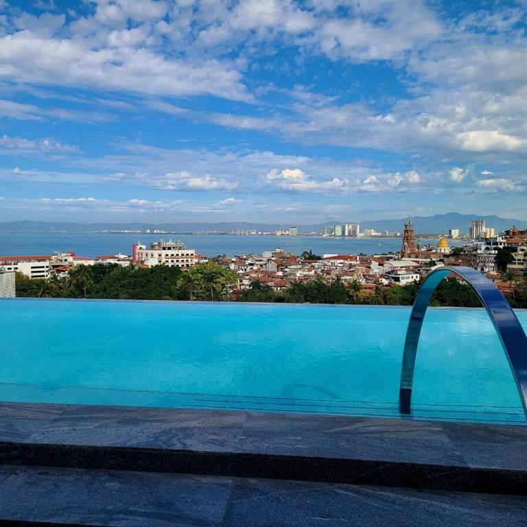 Madero 320 - Apartamento de 1 Dormitorio con balcón y vistas a la ciudad - 7