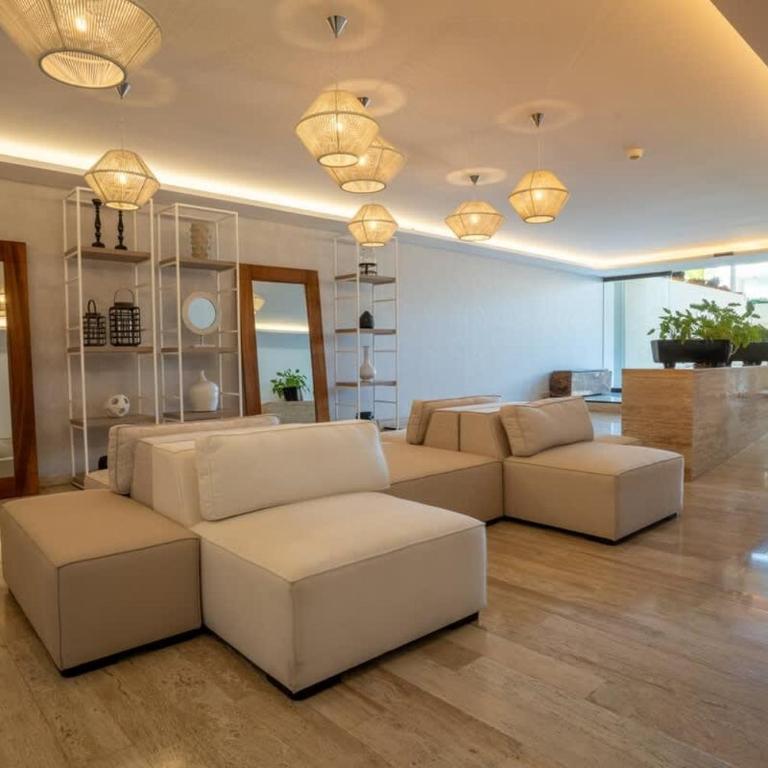 3BR Luxury Oceanfront Apt w/ Pool, Gym & Views! - Casa - 47