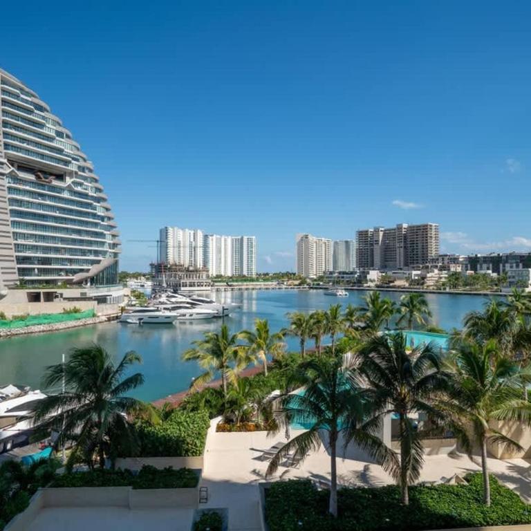 3BR Luxury Oceanfront Apt w/ Pool, Gym & Views! - Casa - 54