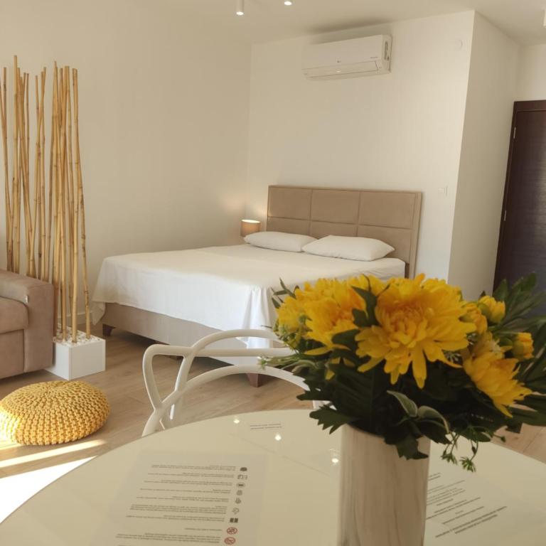 Pearl Shell Apartments - Studio Apartment with Sea View - 10