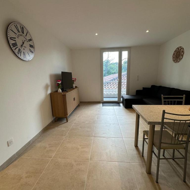 Logement entier Appartement - Appartamento con 1 Camera da Letto - 3