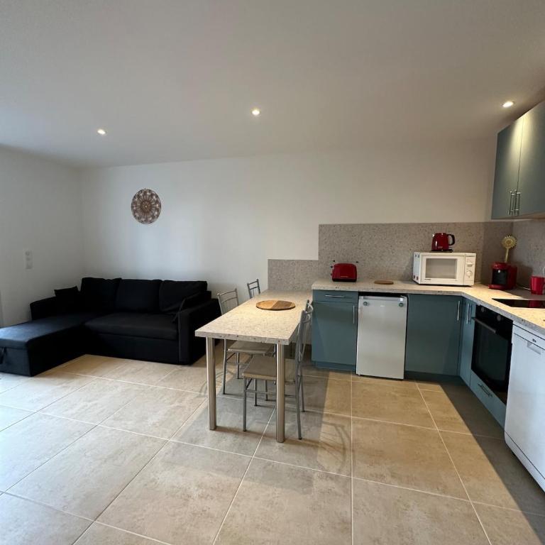Logement entier Appartement - Appartamento con 1 Camera da Letto - 2