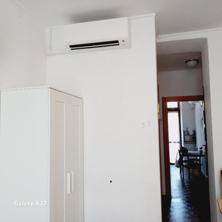 Sweet Home in Torino Cenisia - One-Bedroom Apartment with Balcony and City View - 24