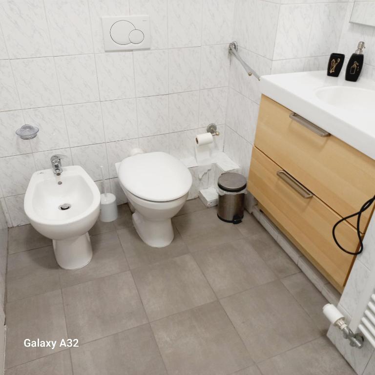 Casa di Antonio e Patrizia - One-Bedroom Apartment with Balcony and City View - 12