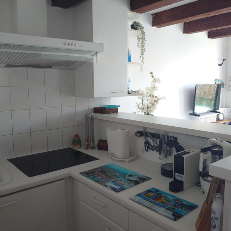 Studio Agde 5 min from the sea - Appartement 2 Chambres - 17