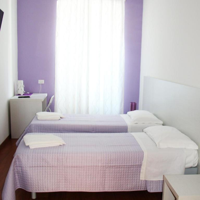 Smart Accomodation - Camera Matrimoniale/Doppia con Letti Singoli con Bagno in Comune - 5