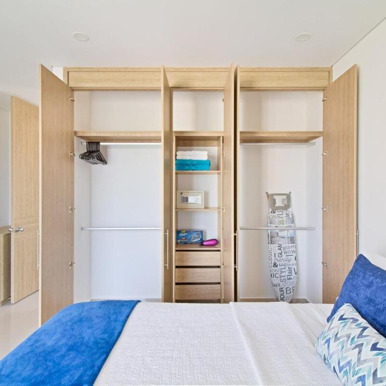 Fully furnished apartment, floor 33, with sea view - Three-Bedroom Apartment - 38