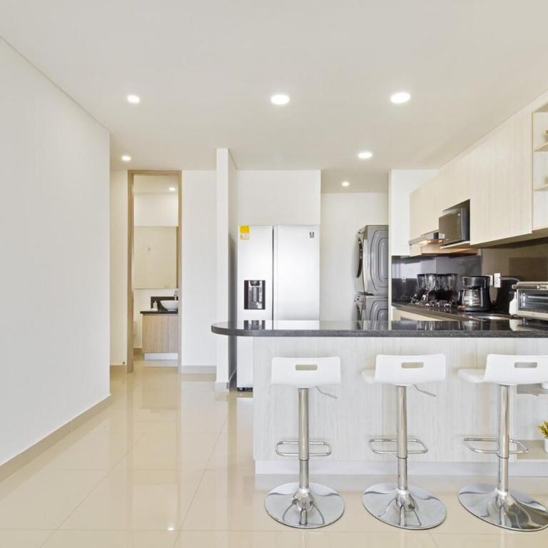 Fully furnished apartment, floor 33, with sea view - Three-Bedroom Apartment - 41