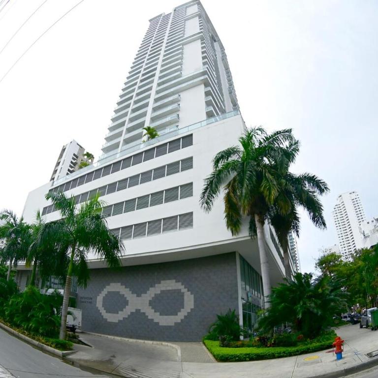 Fully furnished apartment, floor 33, with sea view - Three-Bedroom Apartment - 42