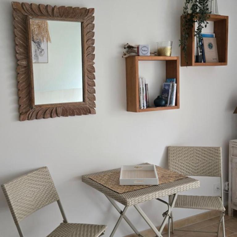 Studio avec terrasse proche plages - Apartamento de 1 dormitorio - 9