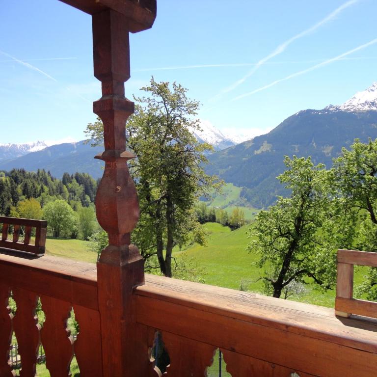Gästehaus Biobauernhof Brennsteinhof - Doppelzimmer mit Balkon - 1