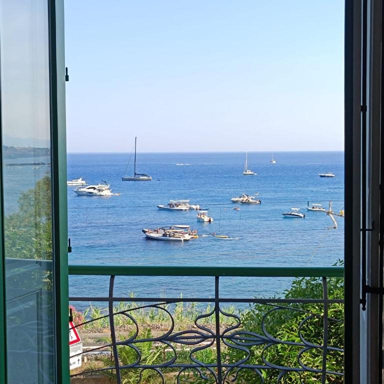Casa 900 - Two-Bedroom Apartment with Terrace and Sea View - 2