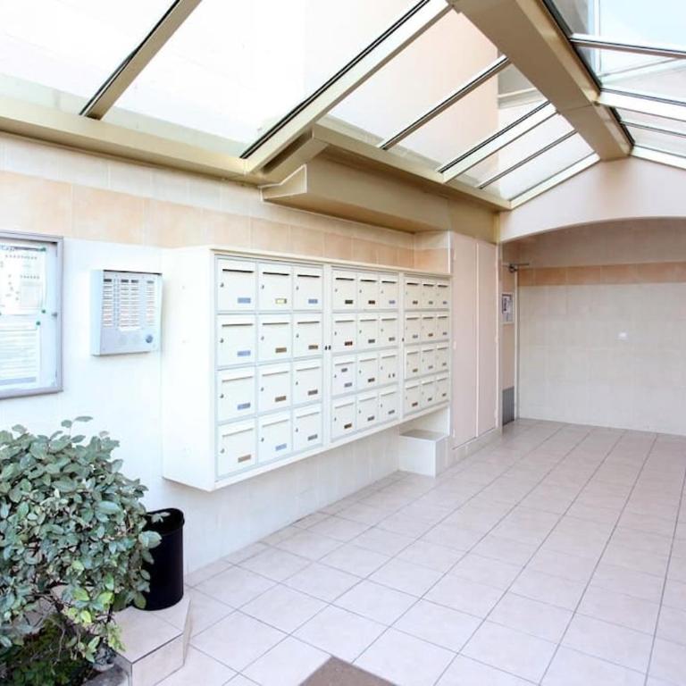 Charmant 2 p, piscine, terrasse, aperçu mer, proximité Cannes, Antibes, Monaco - Appartamento con 1 Camera da Letto - 9