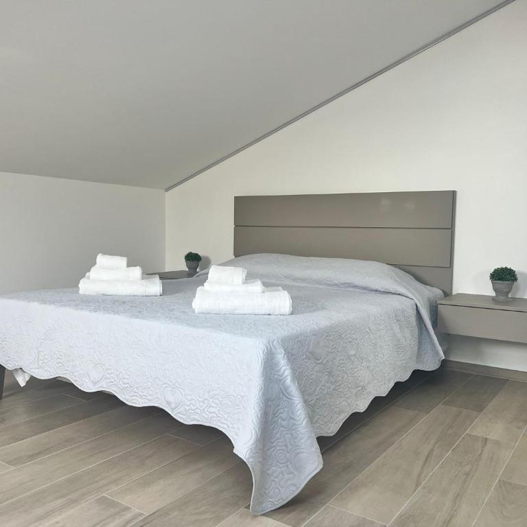 Holihome Be Sweet - Deluxe One-Bedroom Apartment - 17