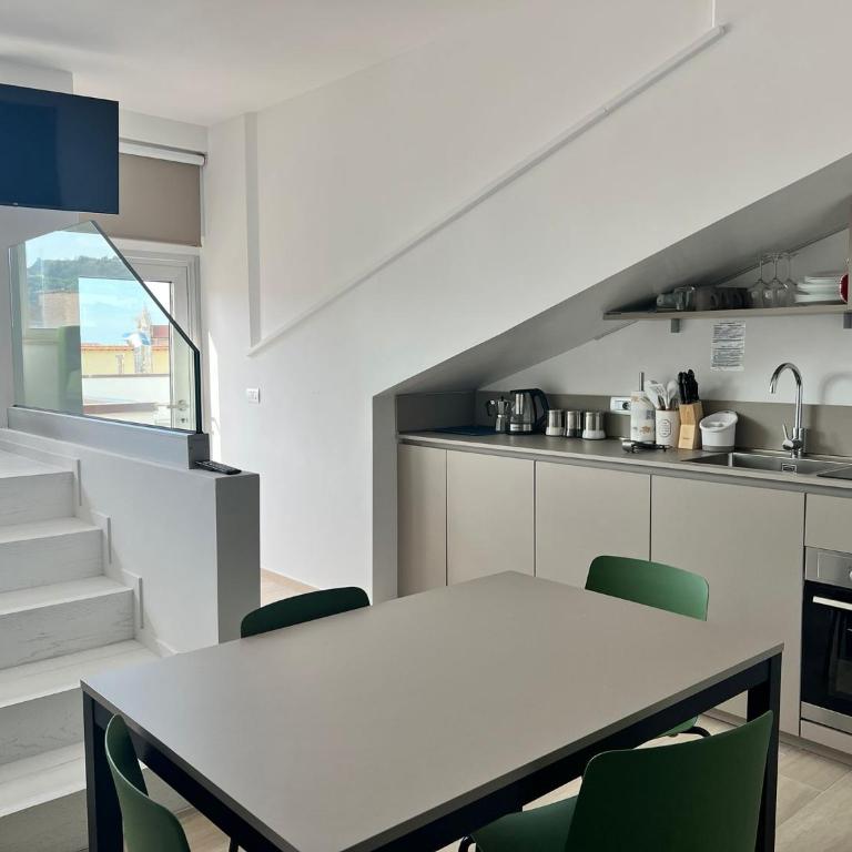 Holihome Be Sweet - Deluxe One-Bedroom Apartment - 3