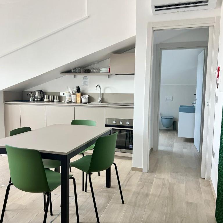 Holihome Be Sweet - Deluxe One-Bedroom Apartment - 9