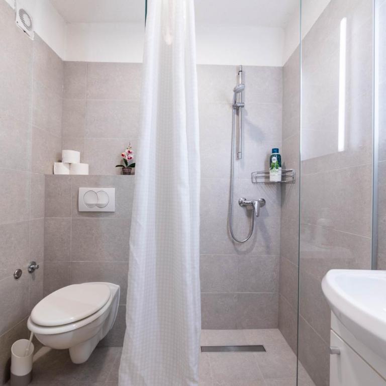 Ferhadija Residence 2-Bedroom Design apartment - Main street - Two-Bedroom Apartment - 3