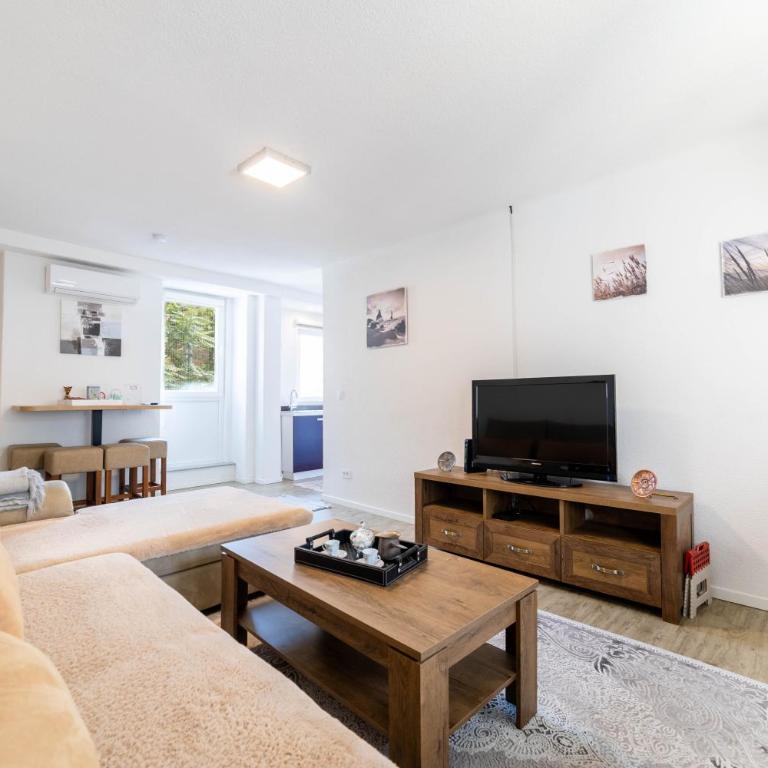 Ferhadija Residence 2-Bedroom Design apartment - Main street - Two-Bedroom Apartment - 1