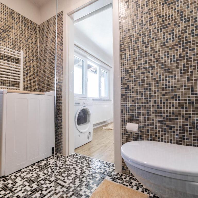 Ferhadija Residence 2-Bedroom Design apartment - Main street - Two-Bedroom Apartment - 20
