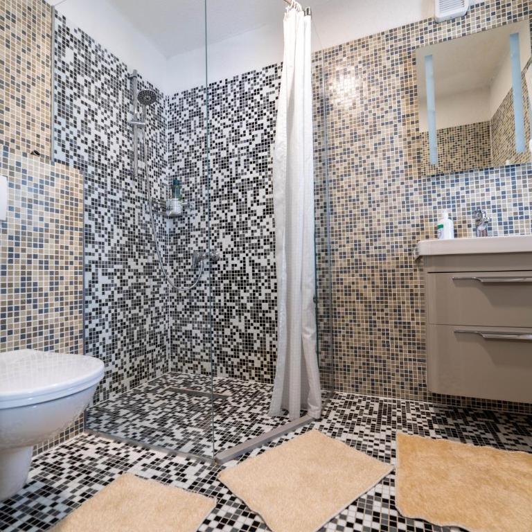 Ferhadija Residence 2-Bedroom Design apartment - Main street - Two-Bedroom Apartment - 23