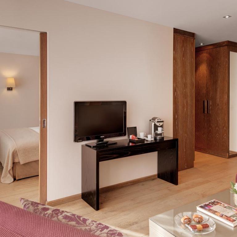 Morosani Schweizerhof - Suite Promenade - 5
