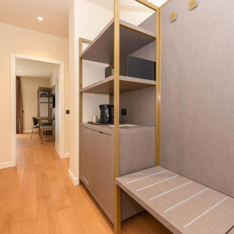 Best Western Hotel Arya - Quadruple Family Suite with Separate Bed Rooms – Depandance - 2