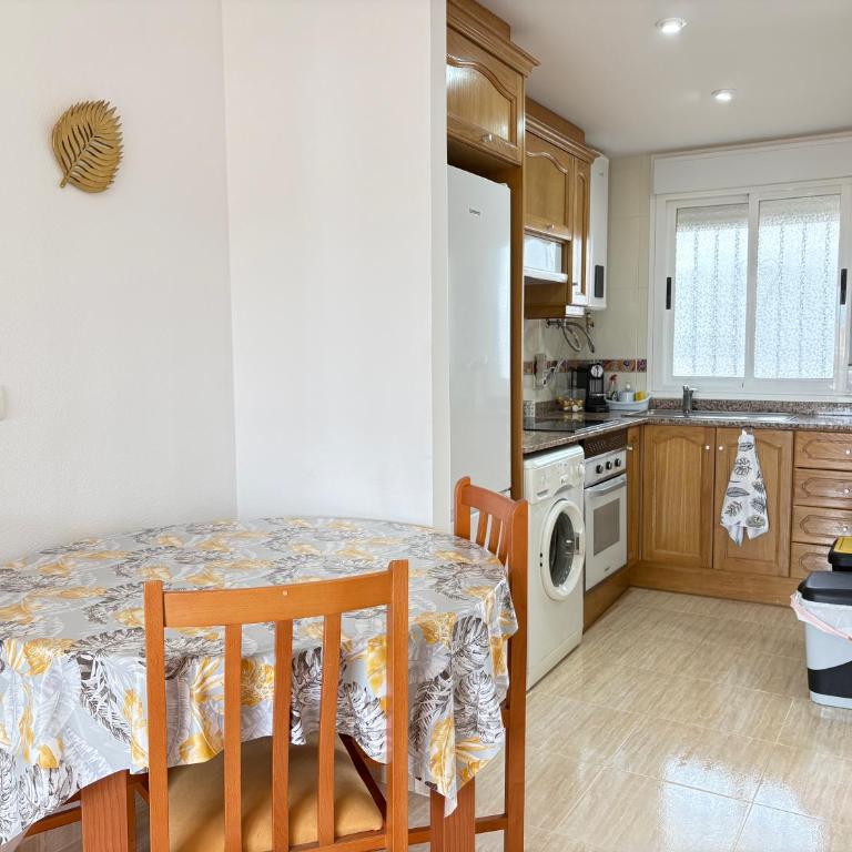 ACV - Vistamar I-1ª linea planta 11 norte - Appartamento con 2 Camere da Letto - 10